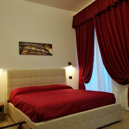 Al Trenino Accomodation Hotel Rome Bagian luar foto